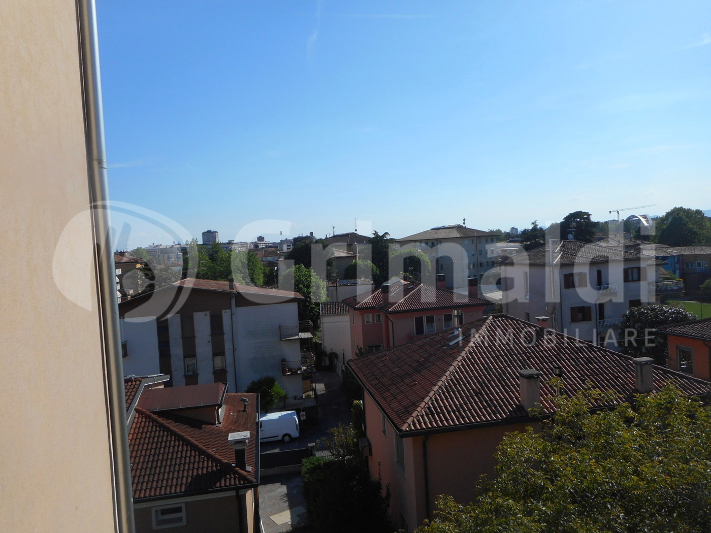 Trilocale arredato in affitto a Padova