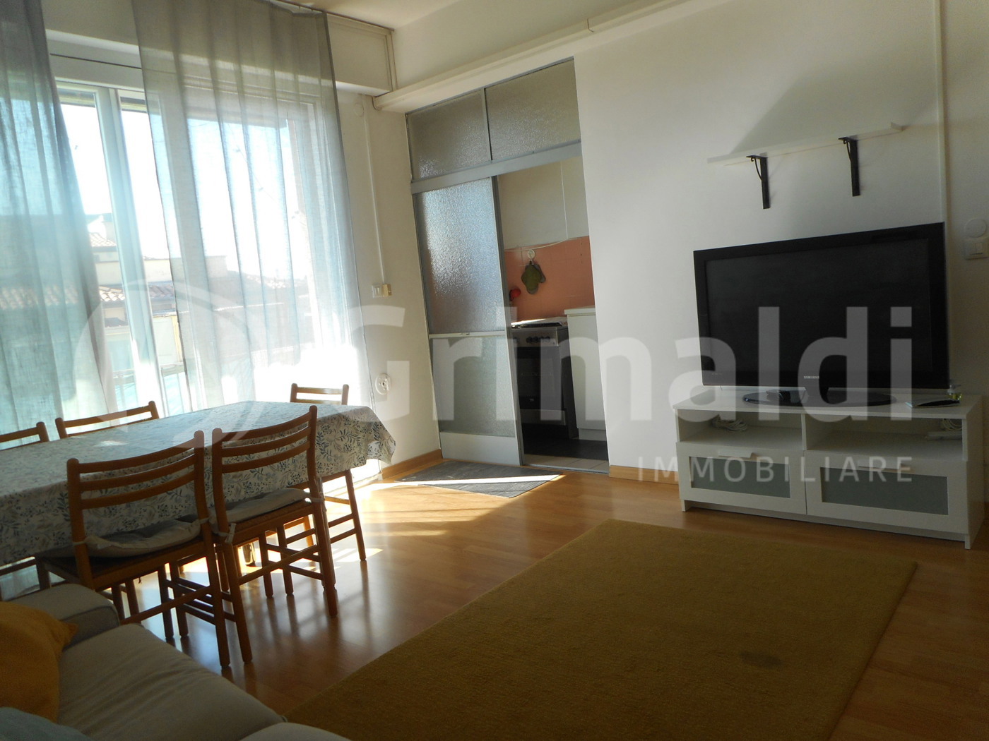 Trilocale arredato in affitto a Padova