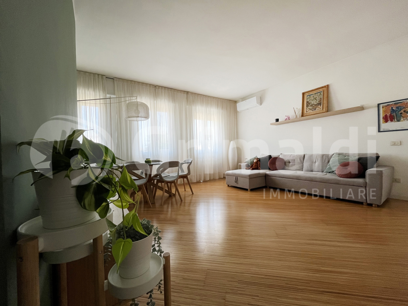 Quadrilocale arredato in affitto a Padova