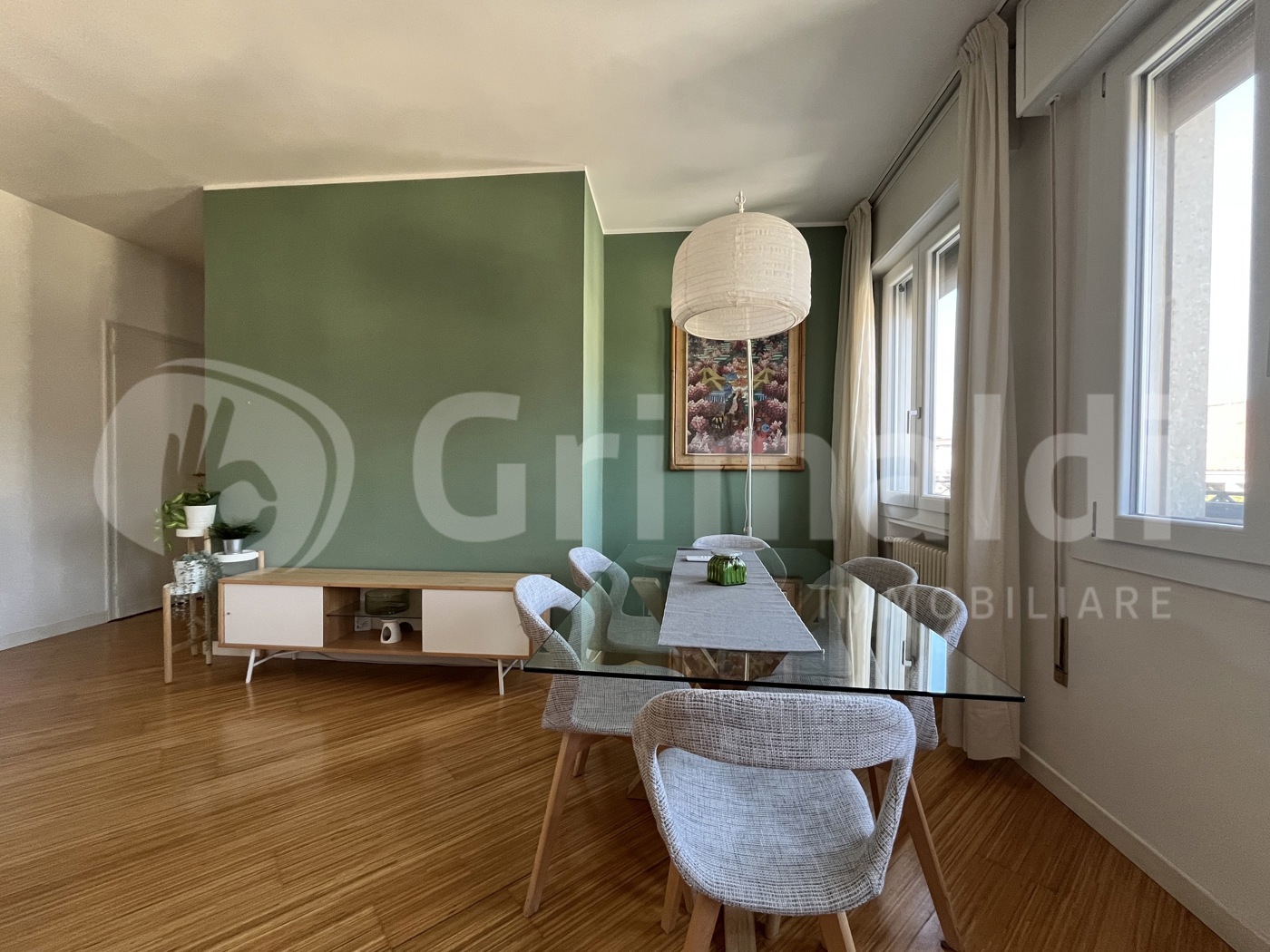 Quadrilocale arredato in affitto a Padova