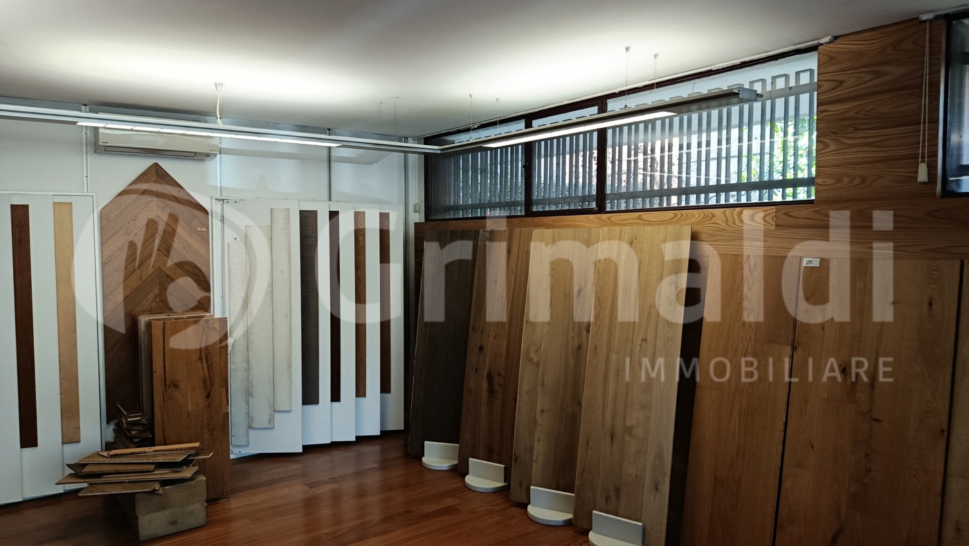 Magazzino in vendita a Padova
