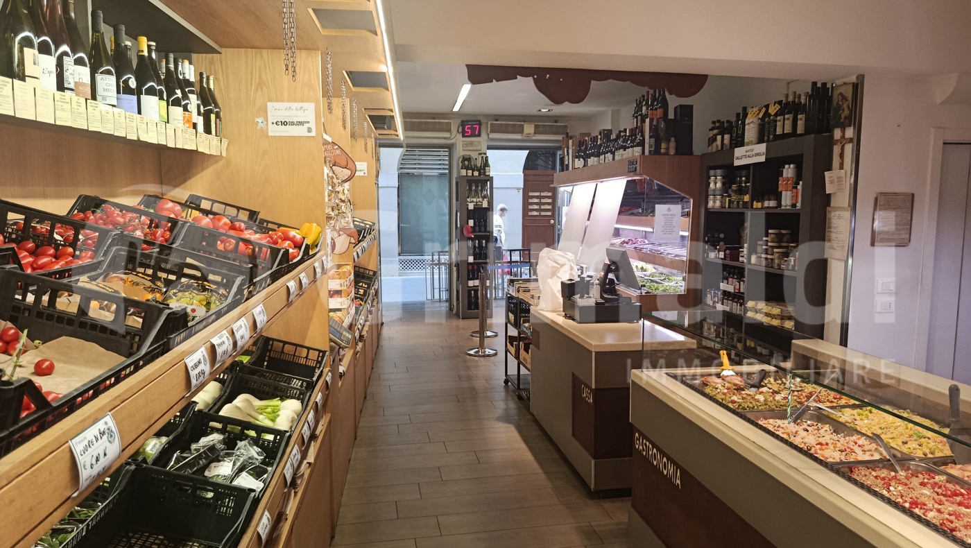 Negozio in affitto a Padova