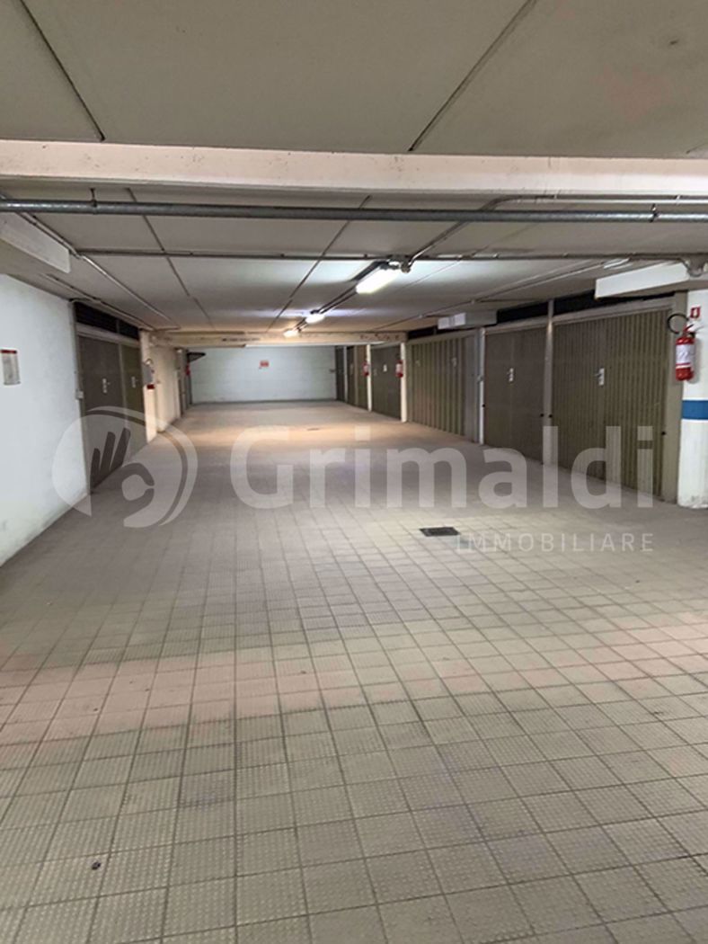 Box/Garage 25mq in vendita a Padova