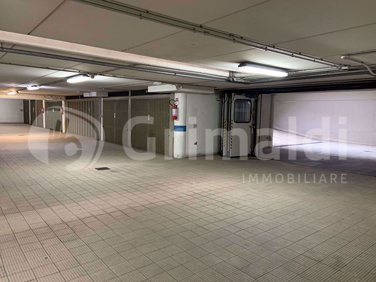 Box/Garage 25mq in vendita a Padova