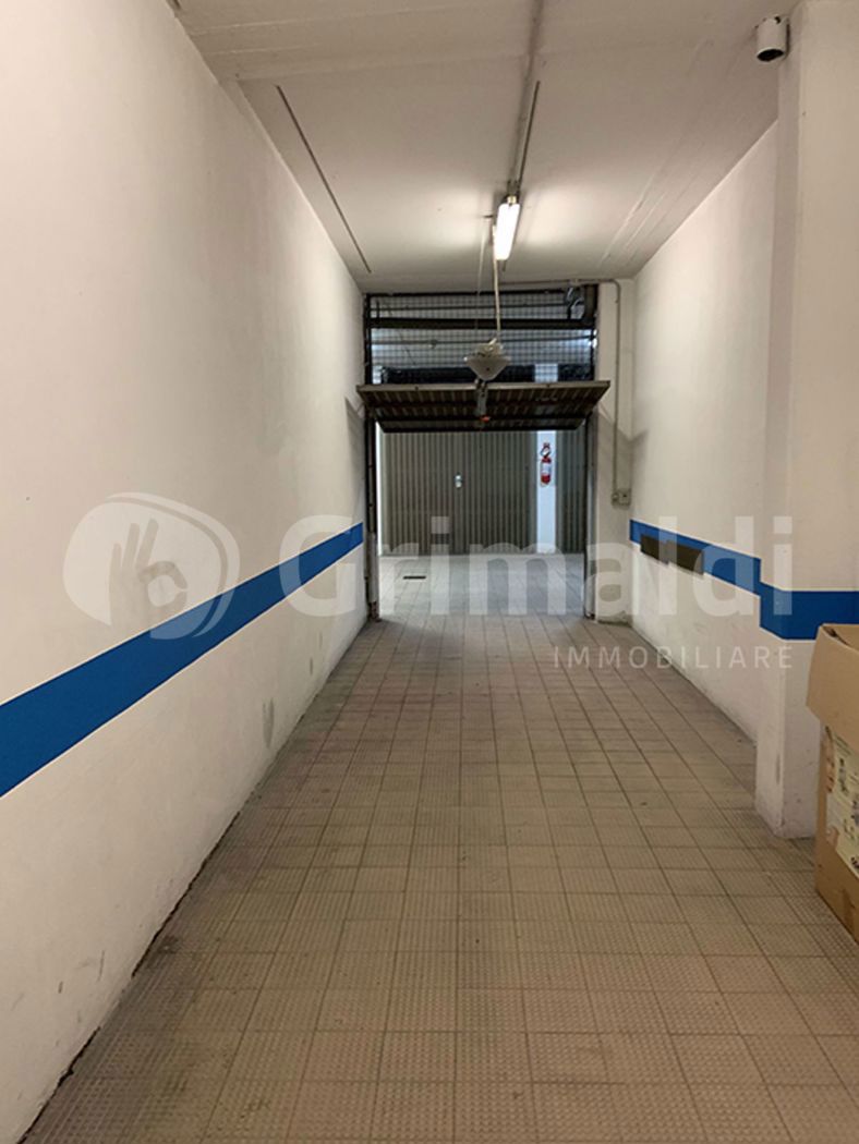 Box/Garage 25mq in vendita a Padova