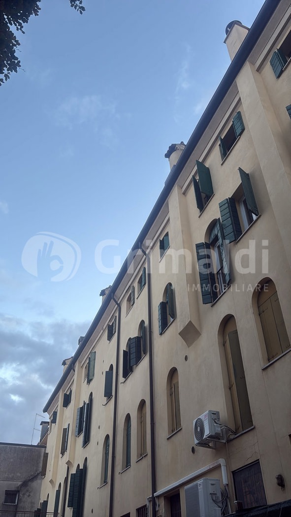 Negozio in affitto a Padova