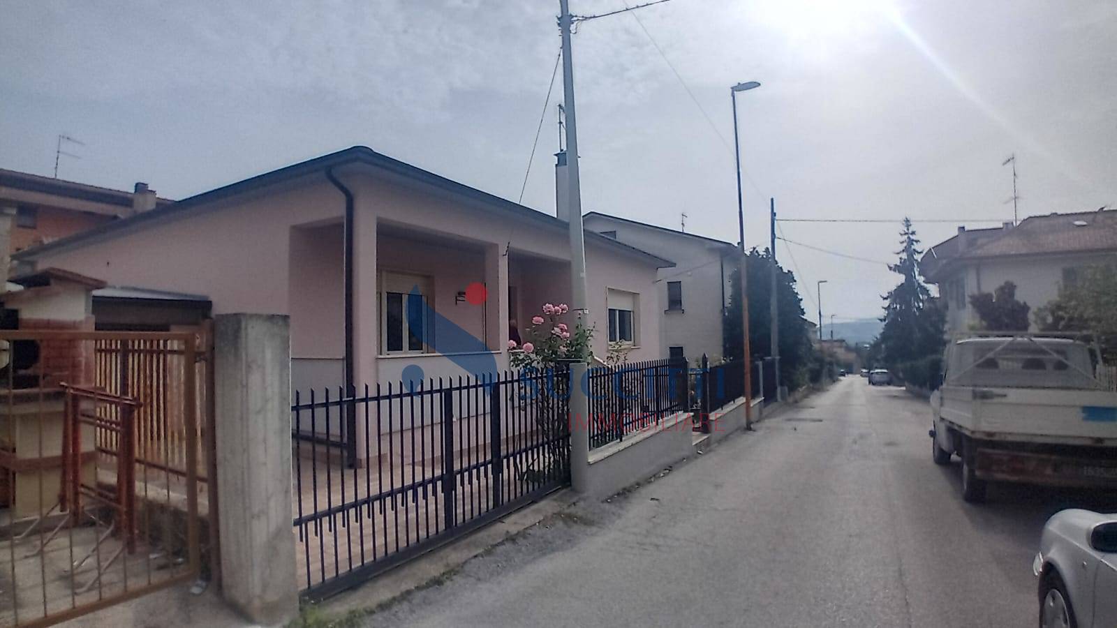 Casa indipendente con box doppio a Giulianova