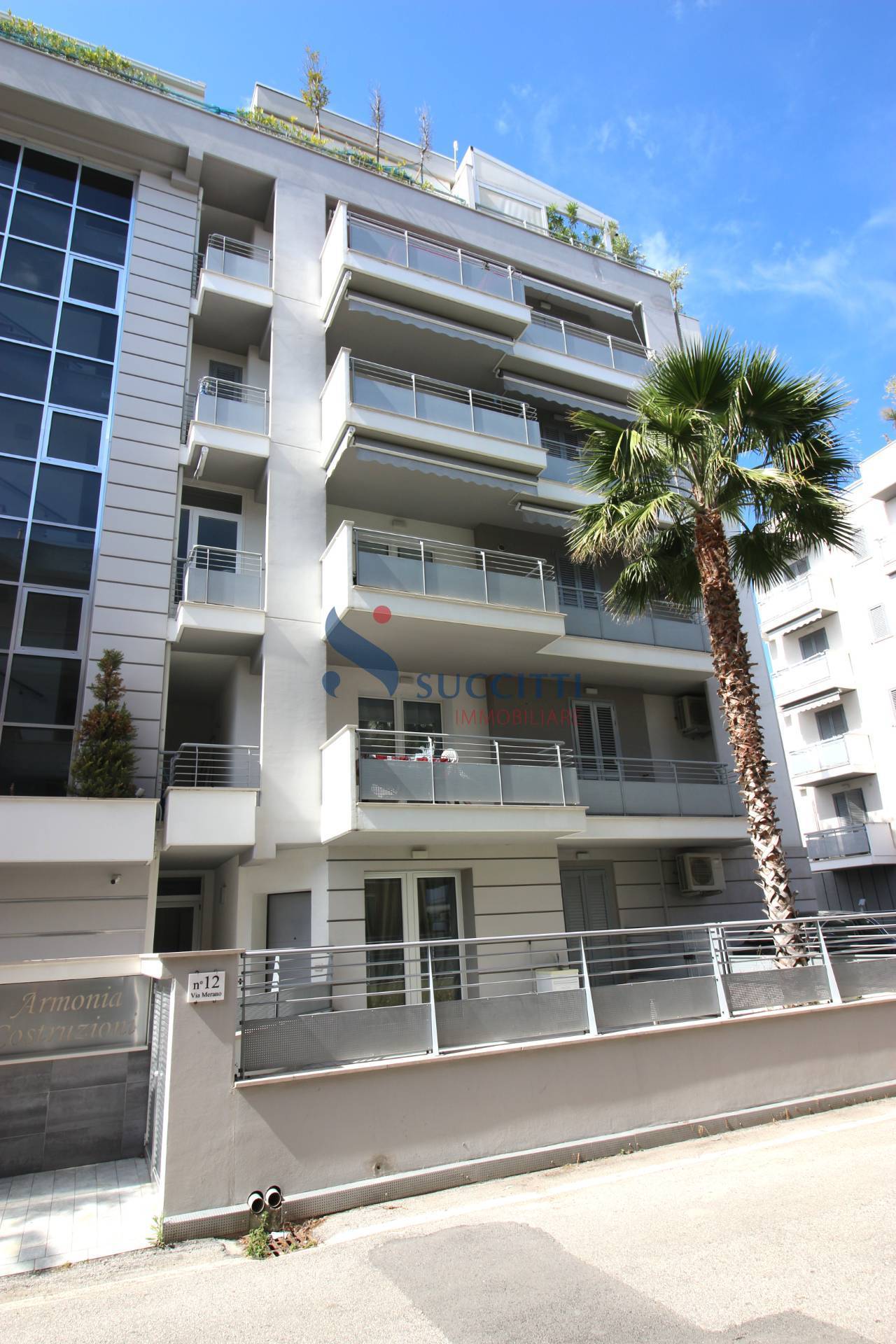 Appartamento in vendita a Alba Adriatica, Zona Mare