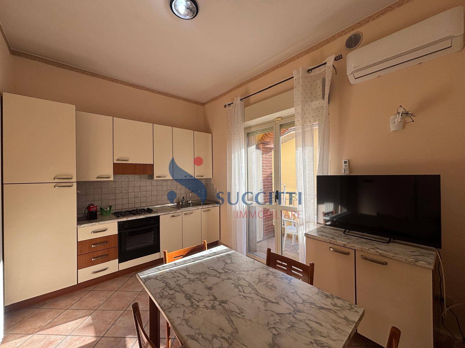 Appartamento in vendita a Tortoreto, Zona Mare