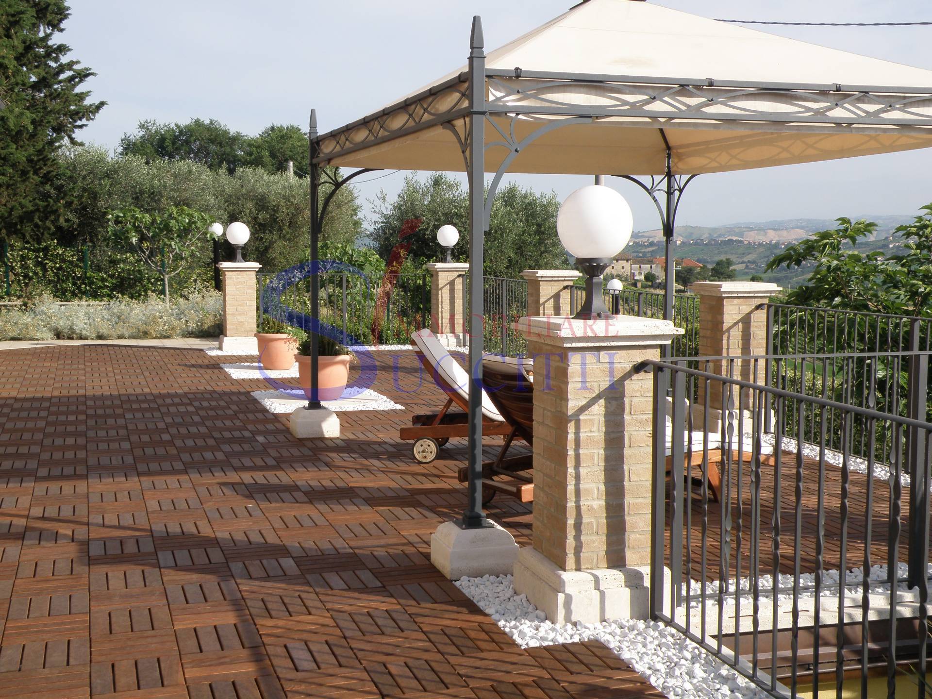 Villa in vendita a Offida