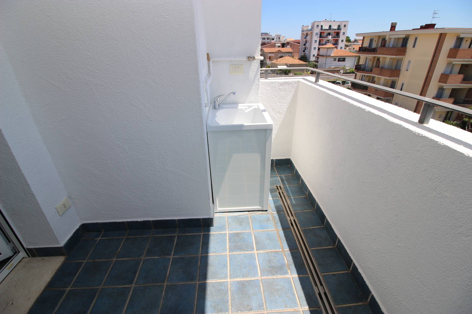 Appartamento in vendita a Tortoreto, Tortoreto Lido