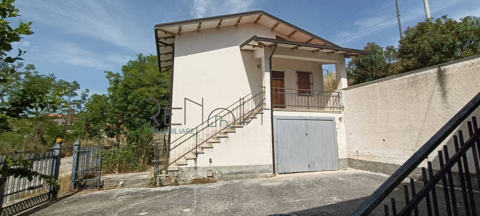Casa singola in vendita a Bellante