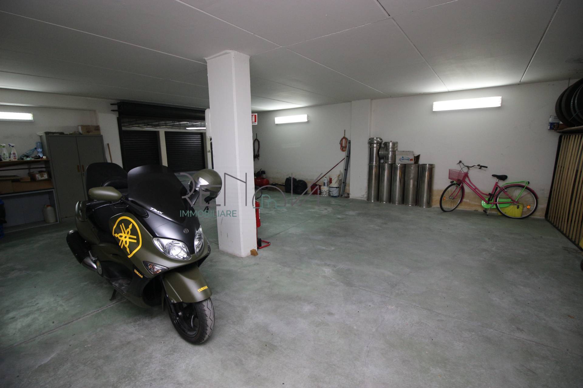 Box o garage in vendita a Tortoreto, Tortoreto Lido