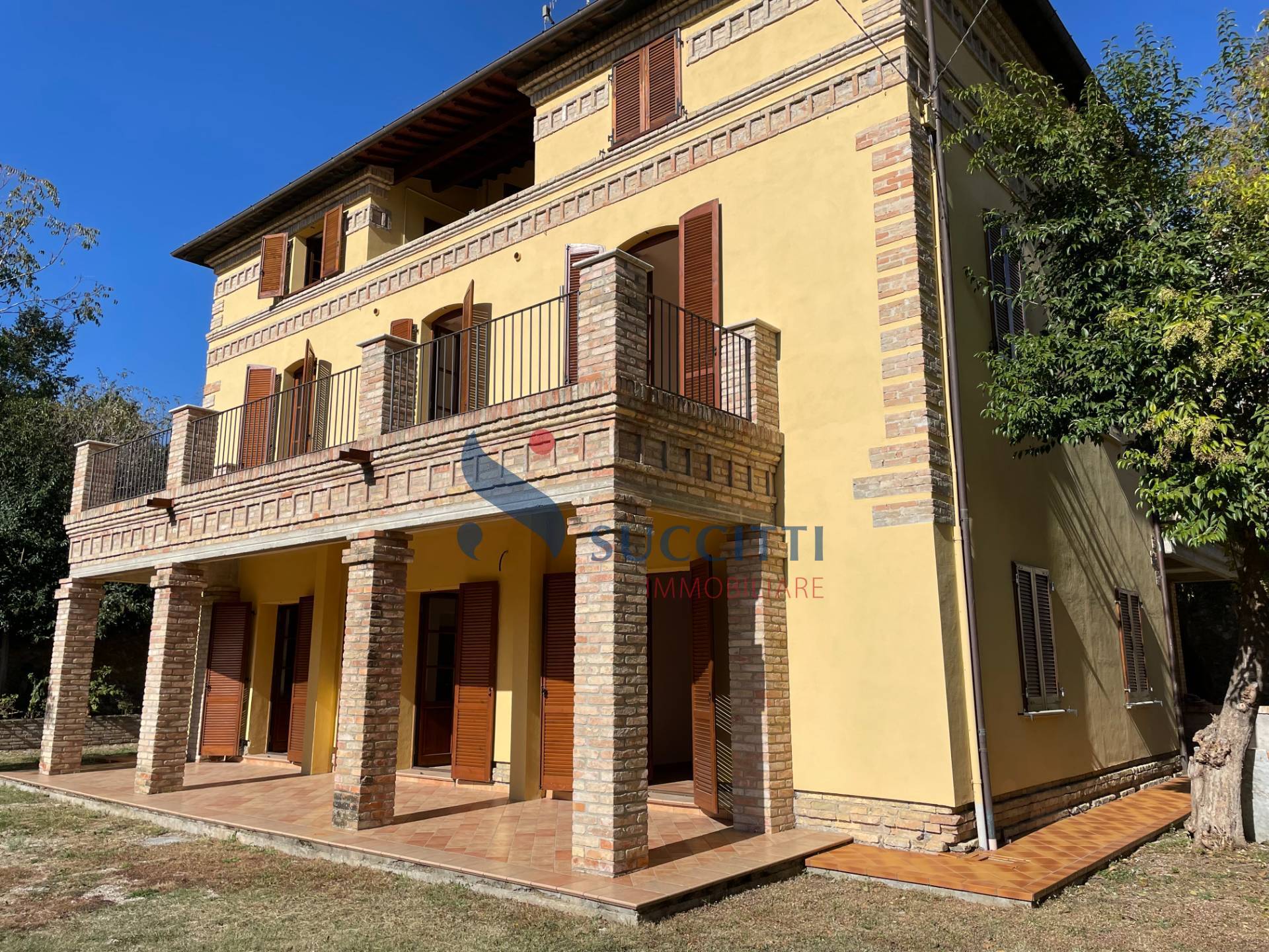 Villa in vendita a Teramo, Centro