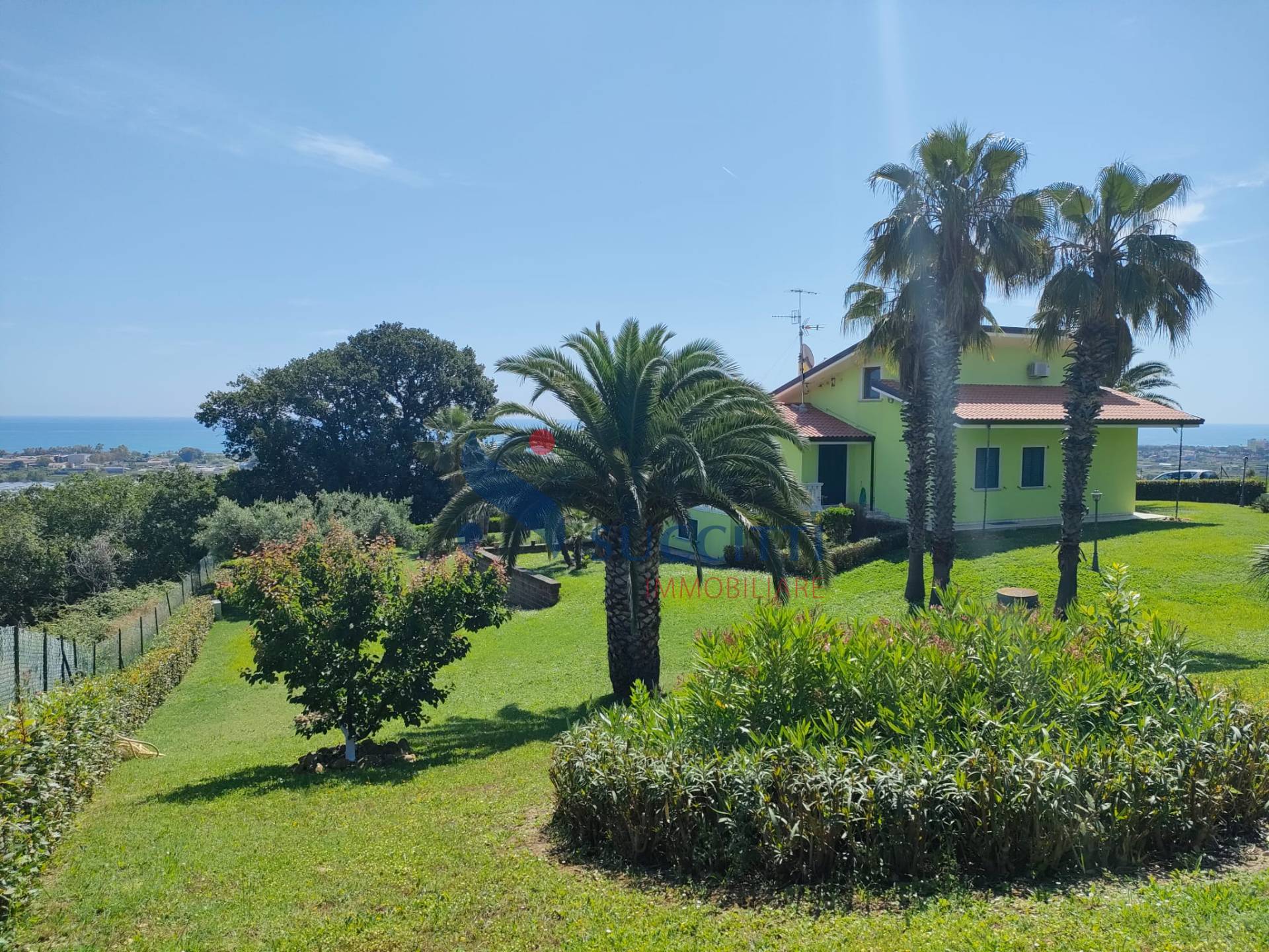 Villa in vendita a Martinsicuro, Villa Rosa