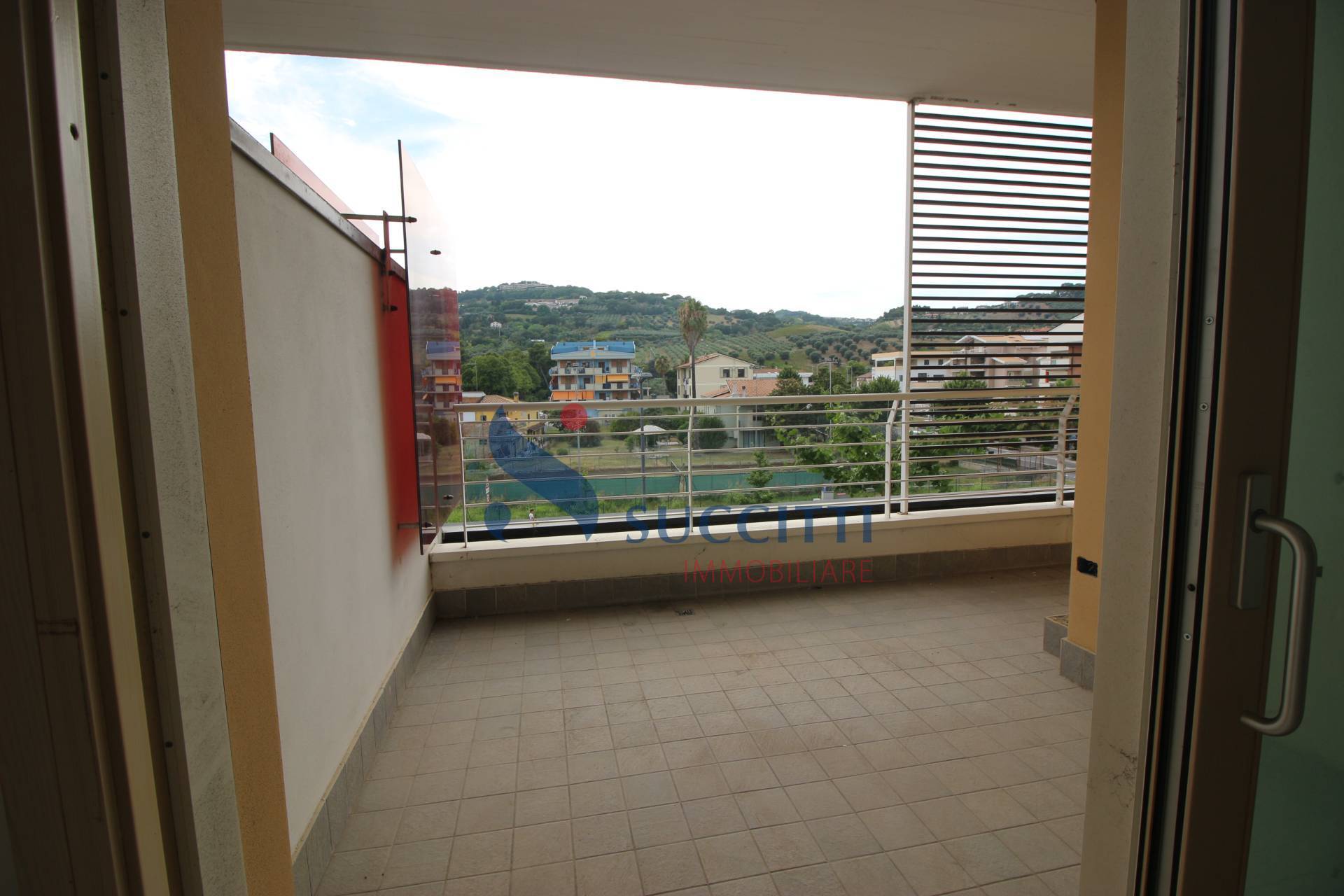 Appartamento in vendita a Tortoreto, Tortoreto Lido