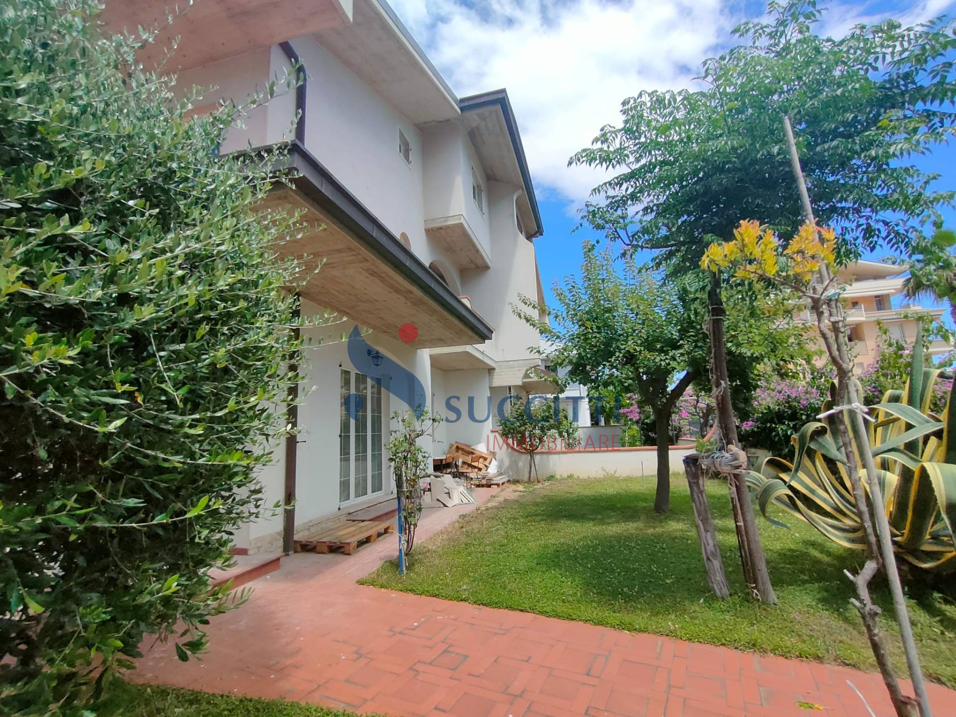 Villa in vendita a Tortoreto, Tortoreto Lido