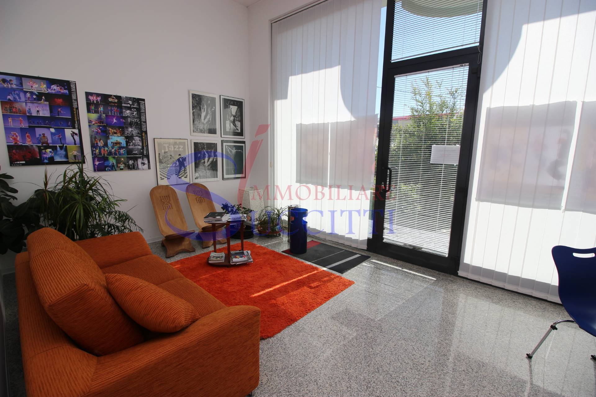 Locale commerciale in affitto a Tortoreto, Tortoreto Lido