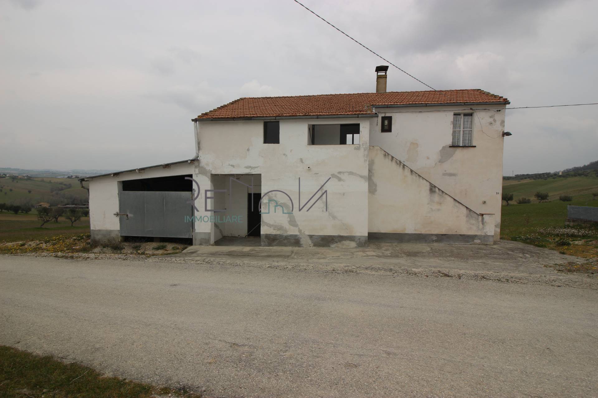 Casa singola in vendita a Bellante