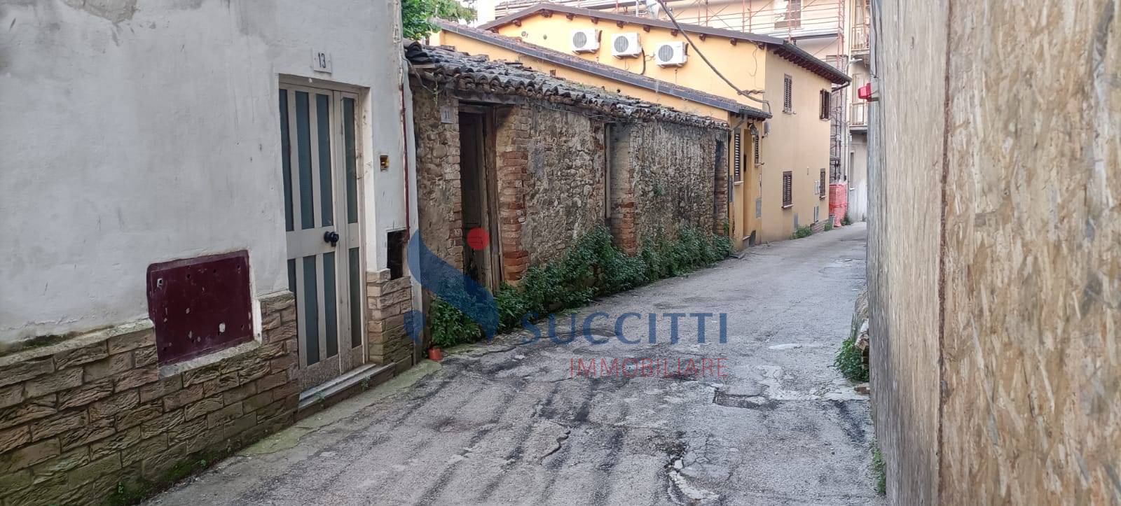 Rustico in vendita a Teramo