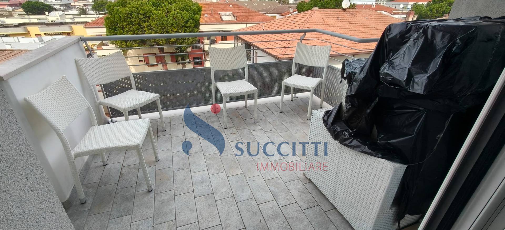 Appartamento in vendita a Alba Adriatica, Zona Mare