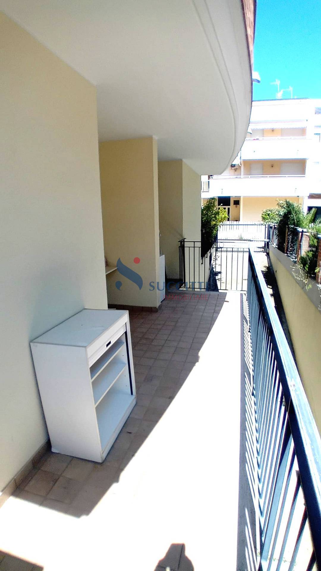 Appartamento in vendita a Alba Adriatica, Zona Mare