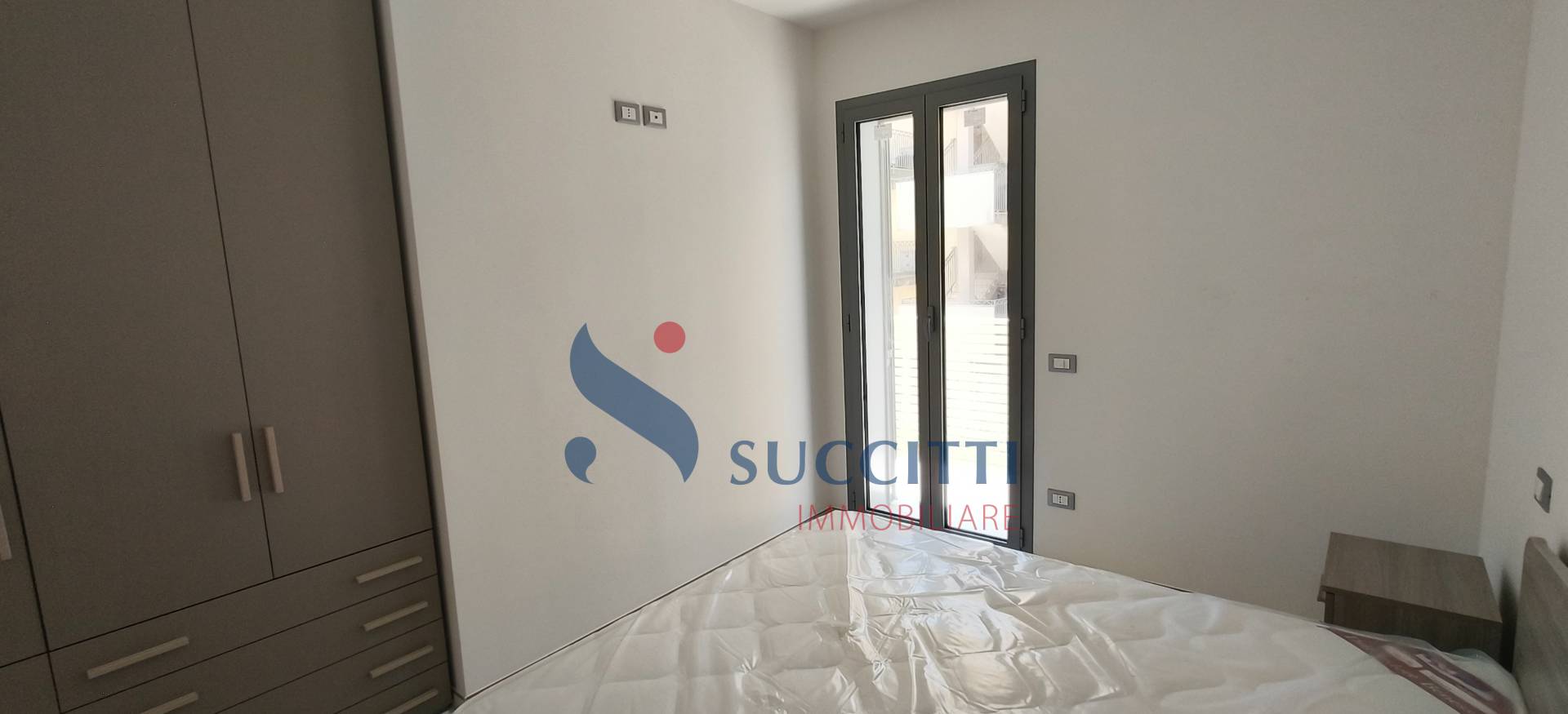 Appartamento in vendita a Alba Adriatica, Zona Mare