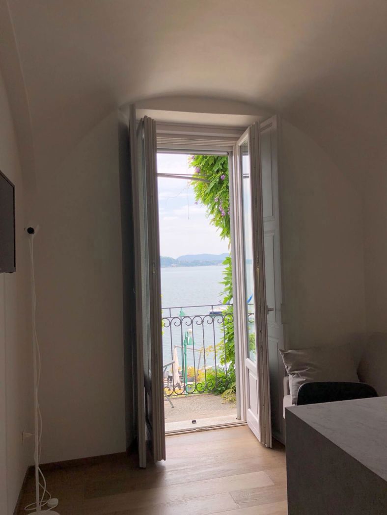 Bilocale arredato in affitto a Belgirate