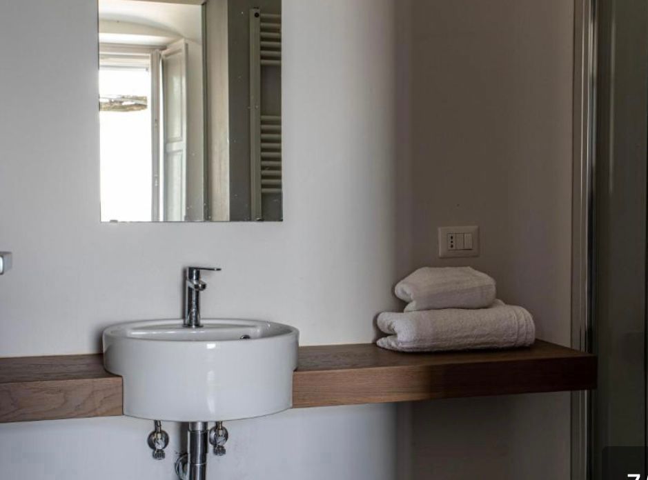 Bilocale arredato in affitto a Belgirate