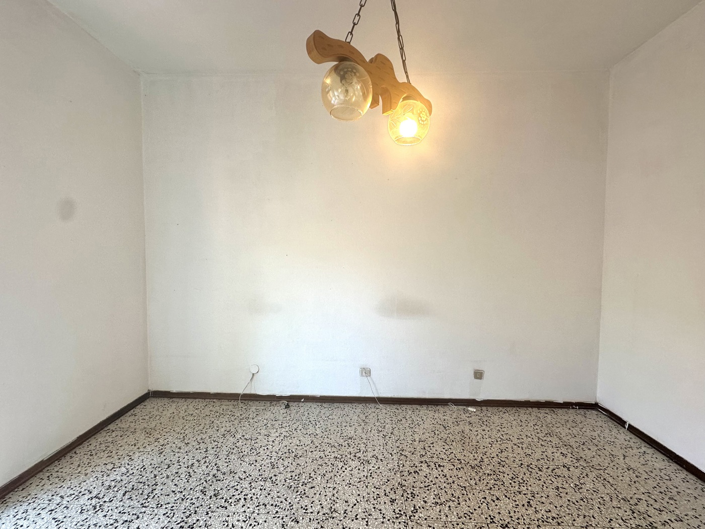 Trilocale con box a Arona