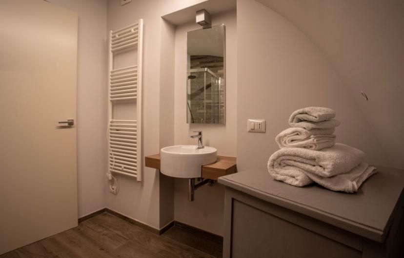 Bilocale in affitto a Belgirate