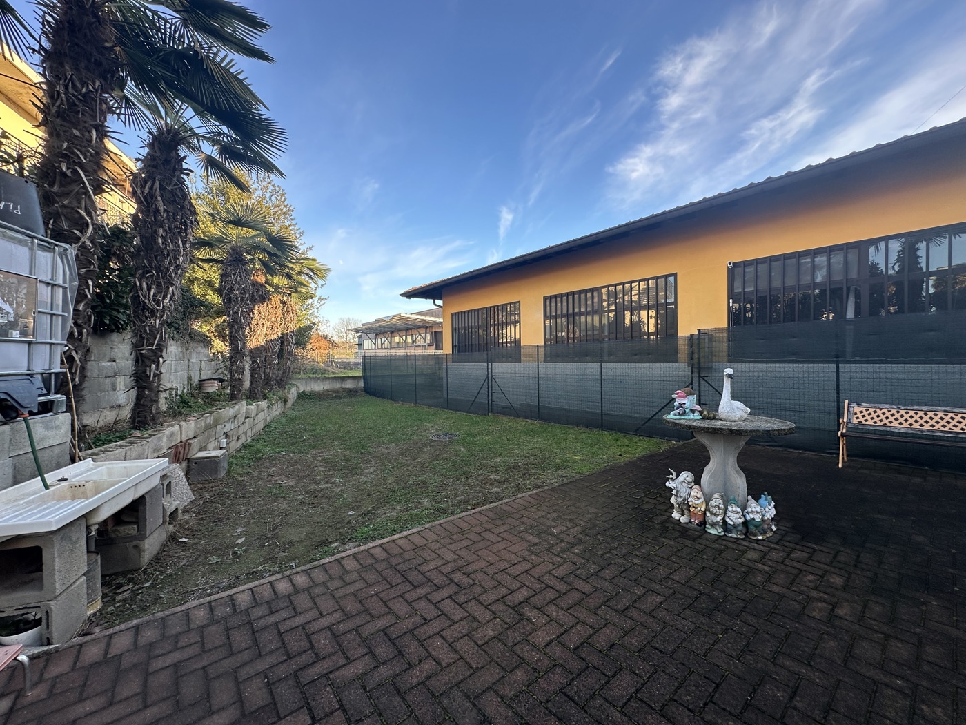 Villa Bifamiliare in vendita a Borgo Ticino