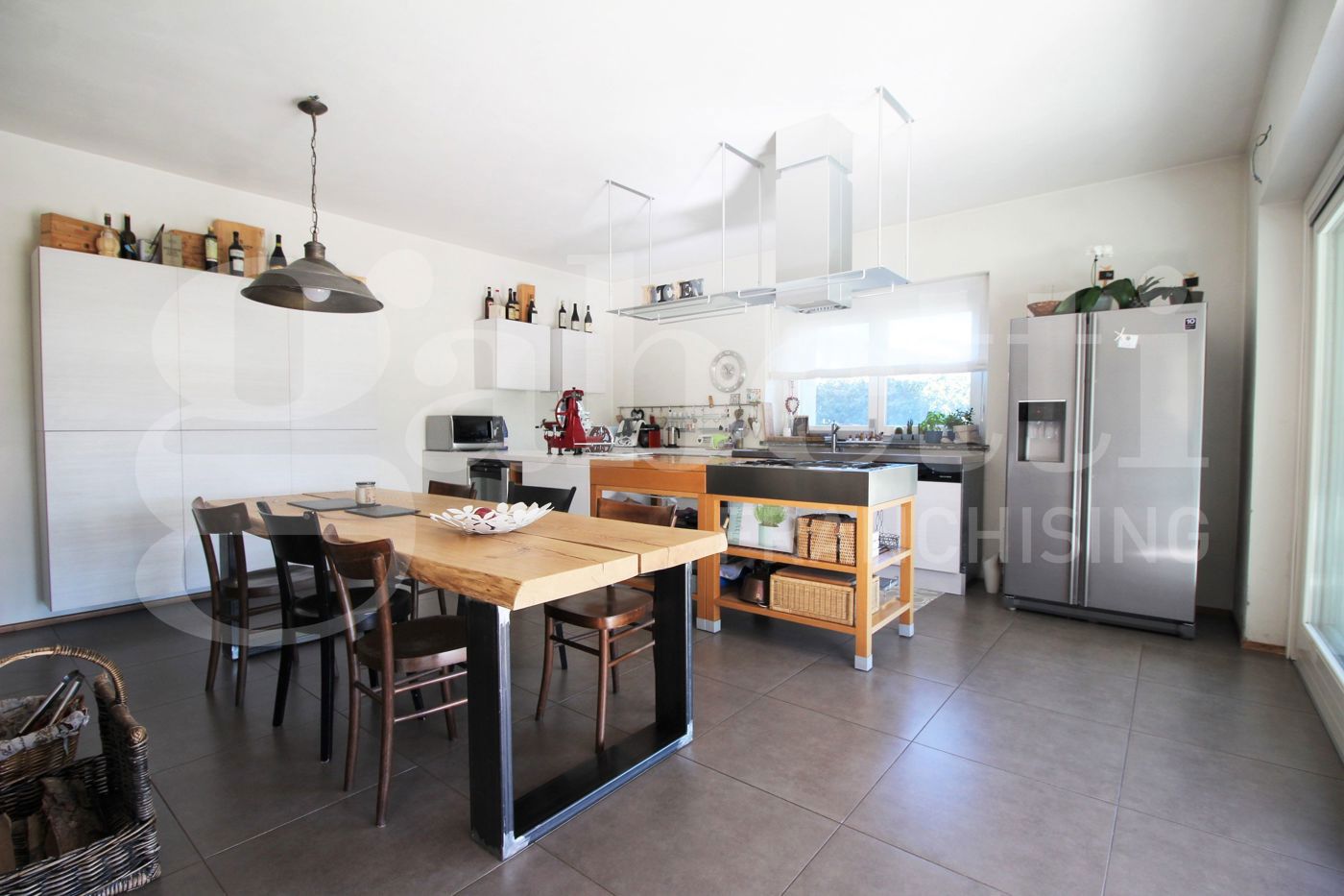 Rustico con giardino a Oleggio