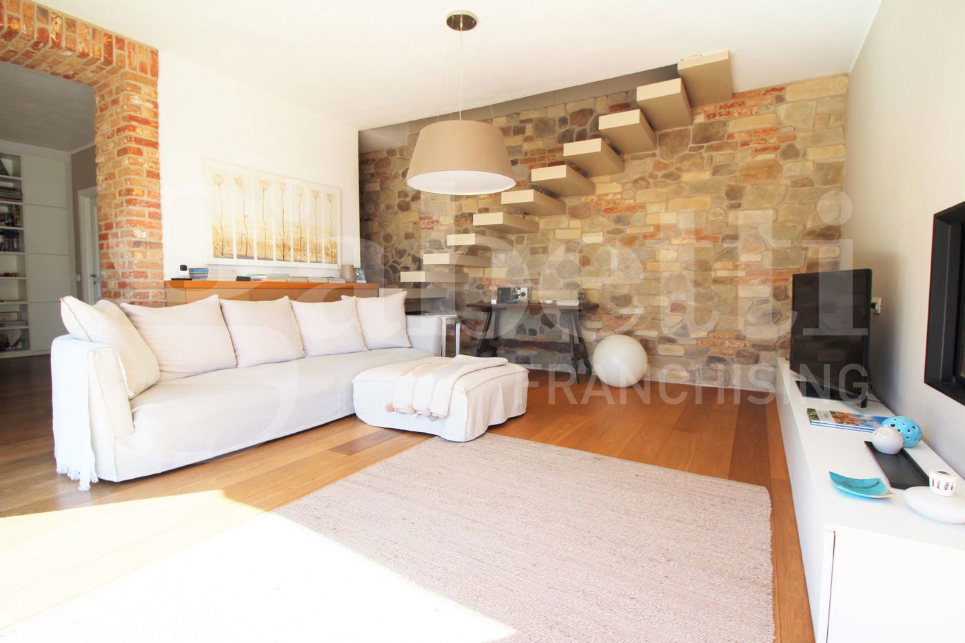 Rustico con giardino a Oleggio