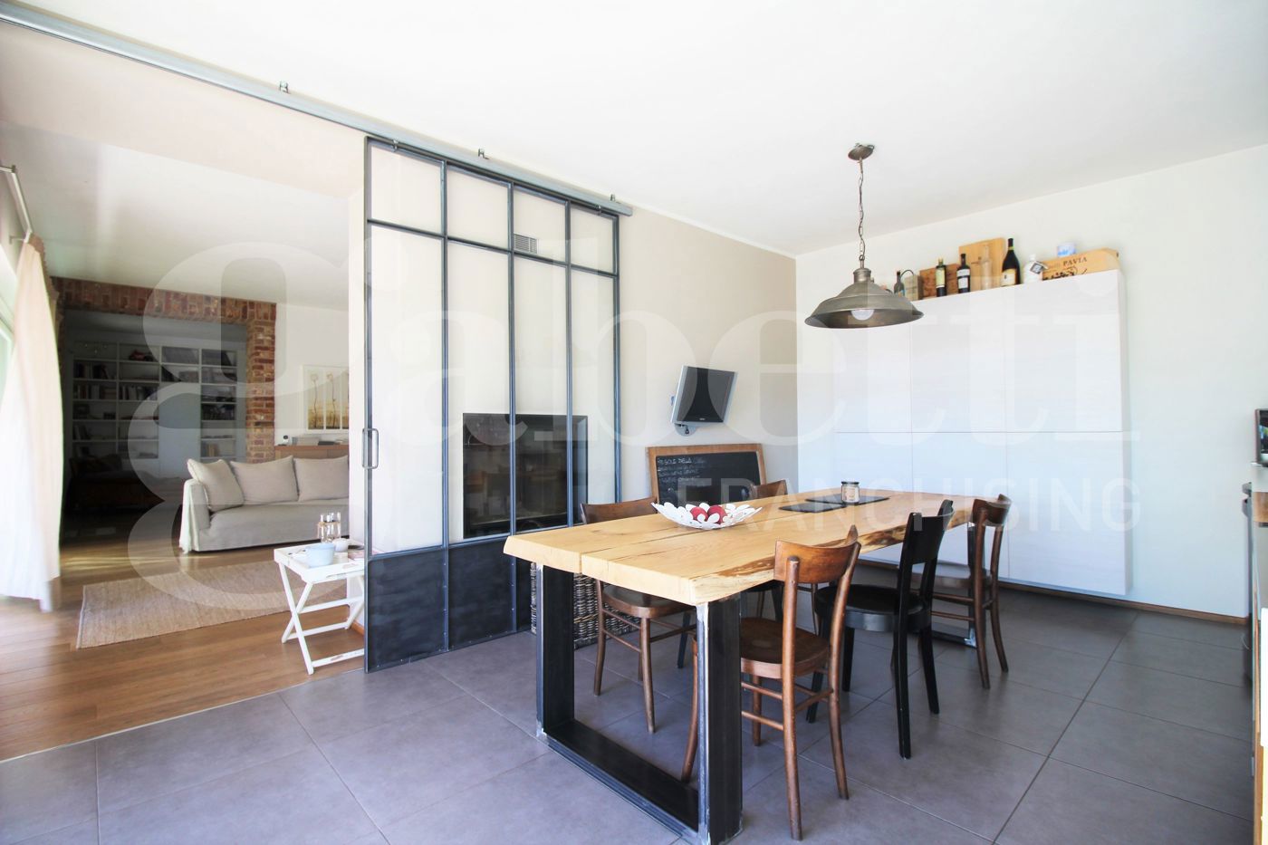 Rustico con giardino a Oleggio