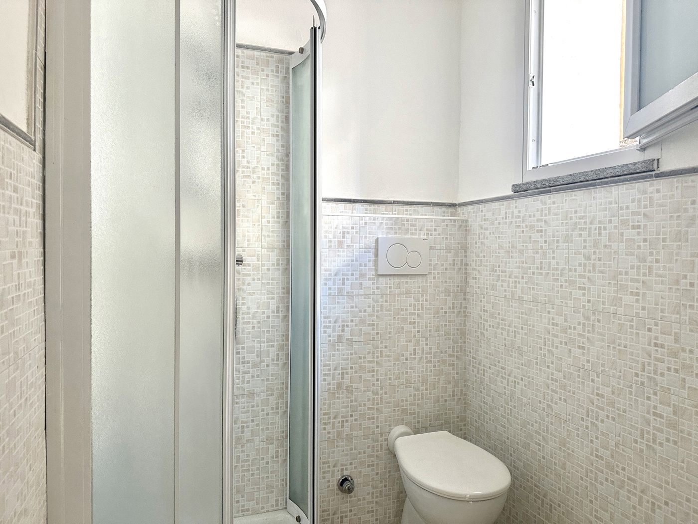 Bilocale ristrutturato a Arona