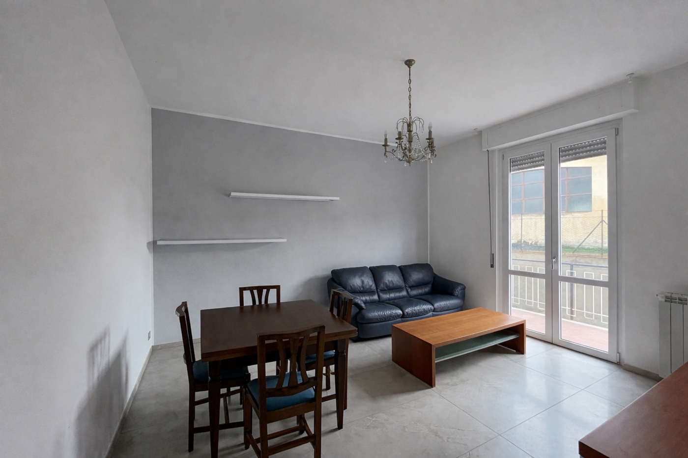 Bilocale arredato in affitto a Arona