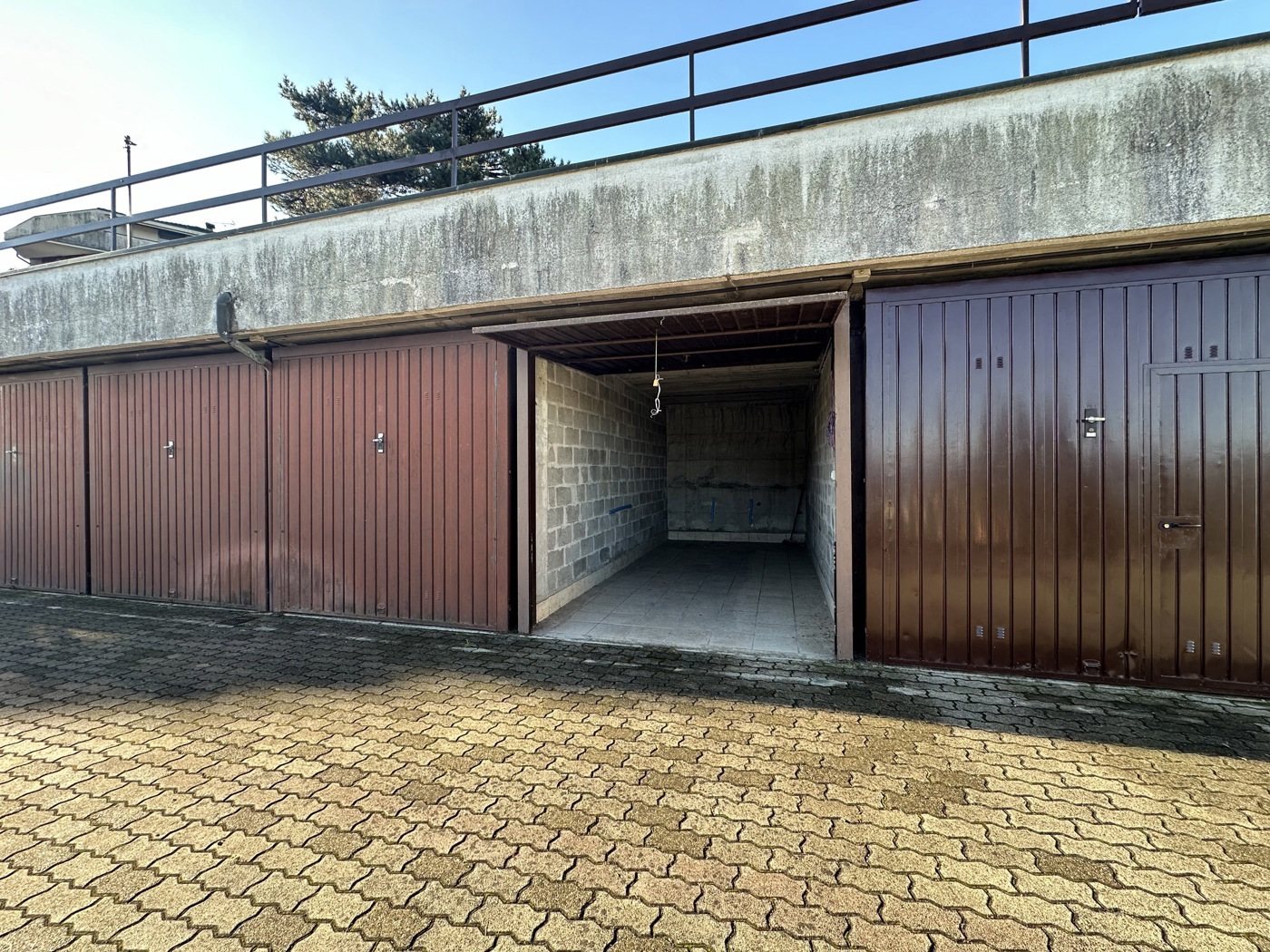 Box/Garage 14mq in affitto a Dormelletto