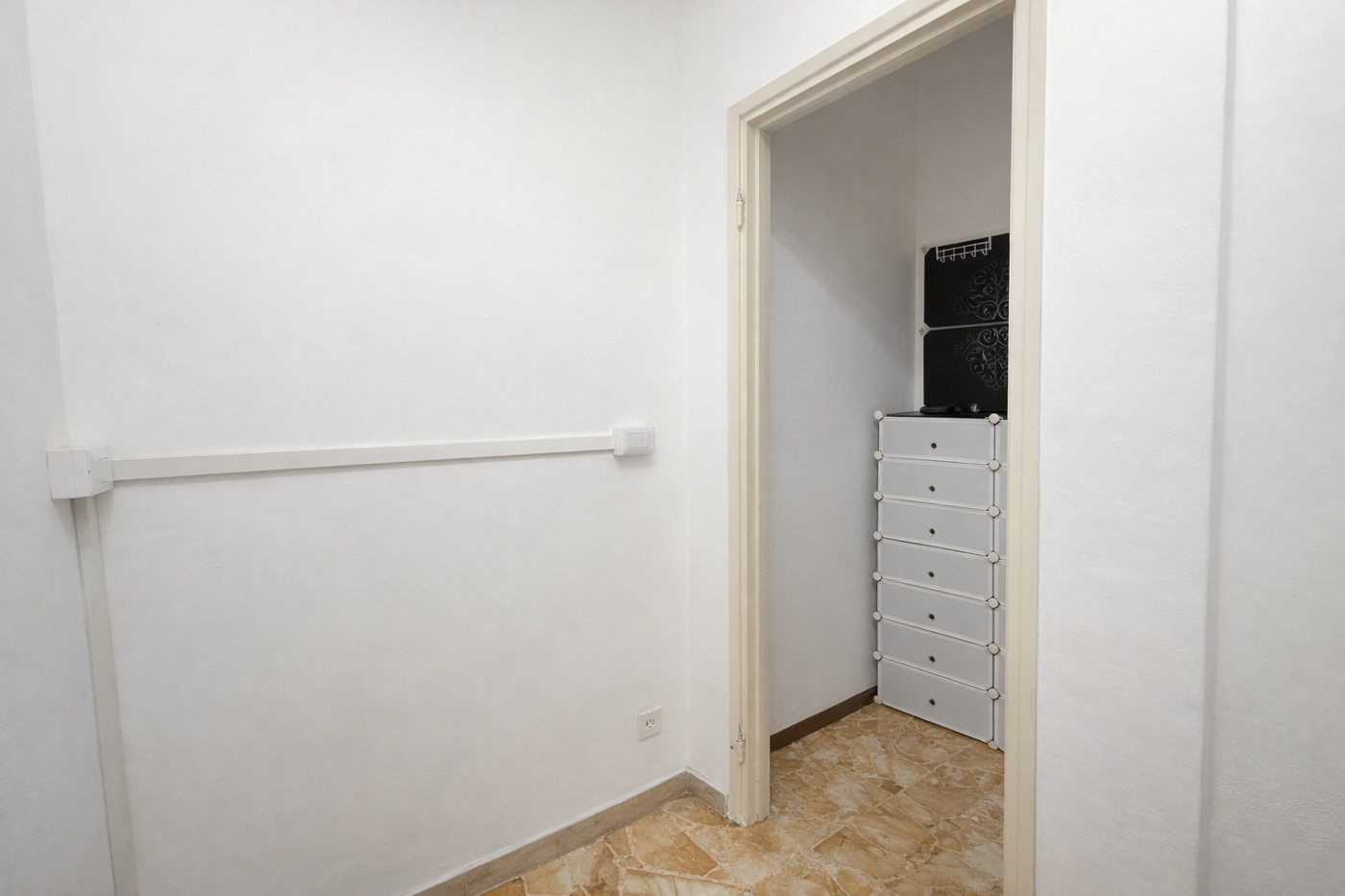 Bilocale arredato in affitto a Arona