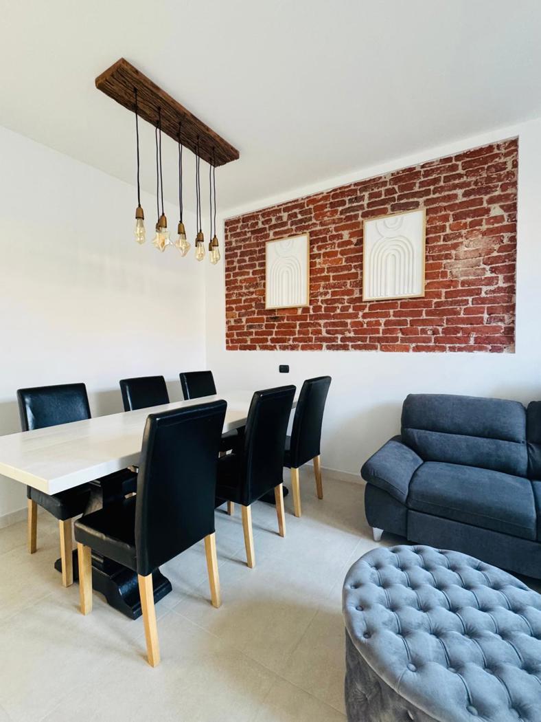 Appartamento arredato in affitto a Arona