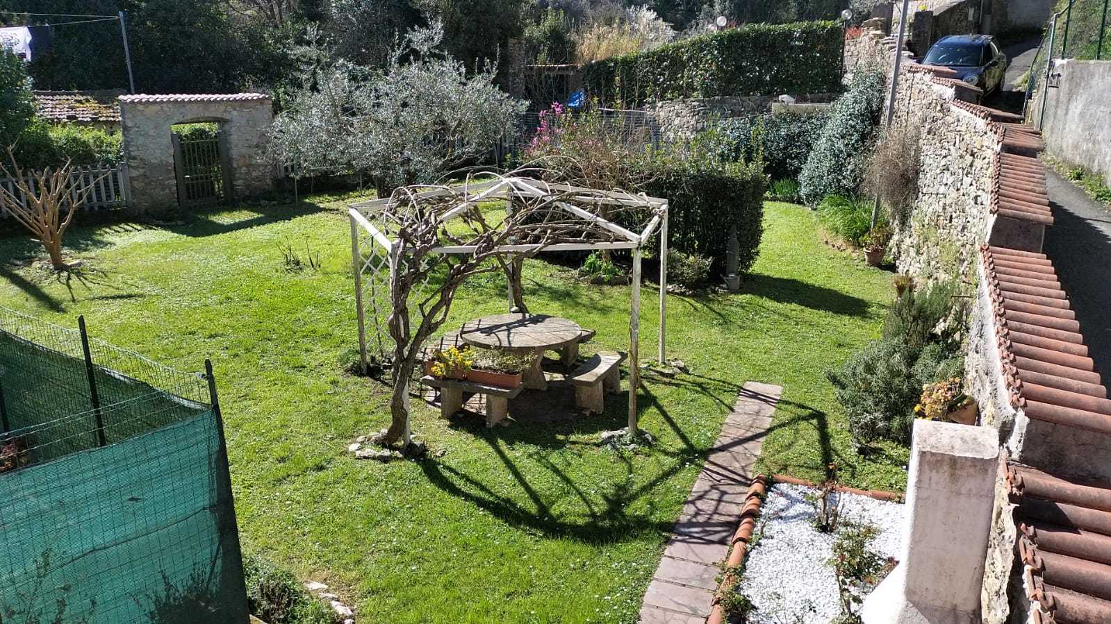 Casa indipendente in vendita a Arcola