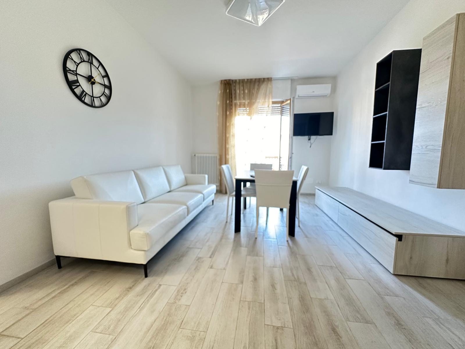 Quadrilocale ristrutturato, Ortonovo luni mare