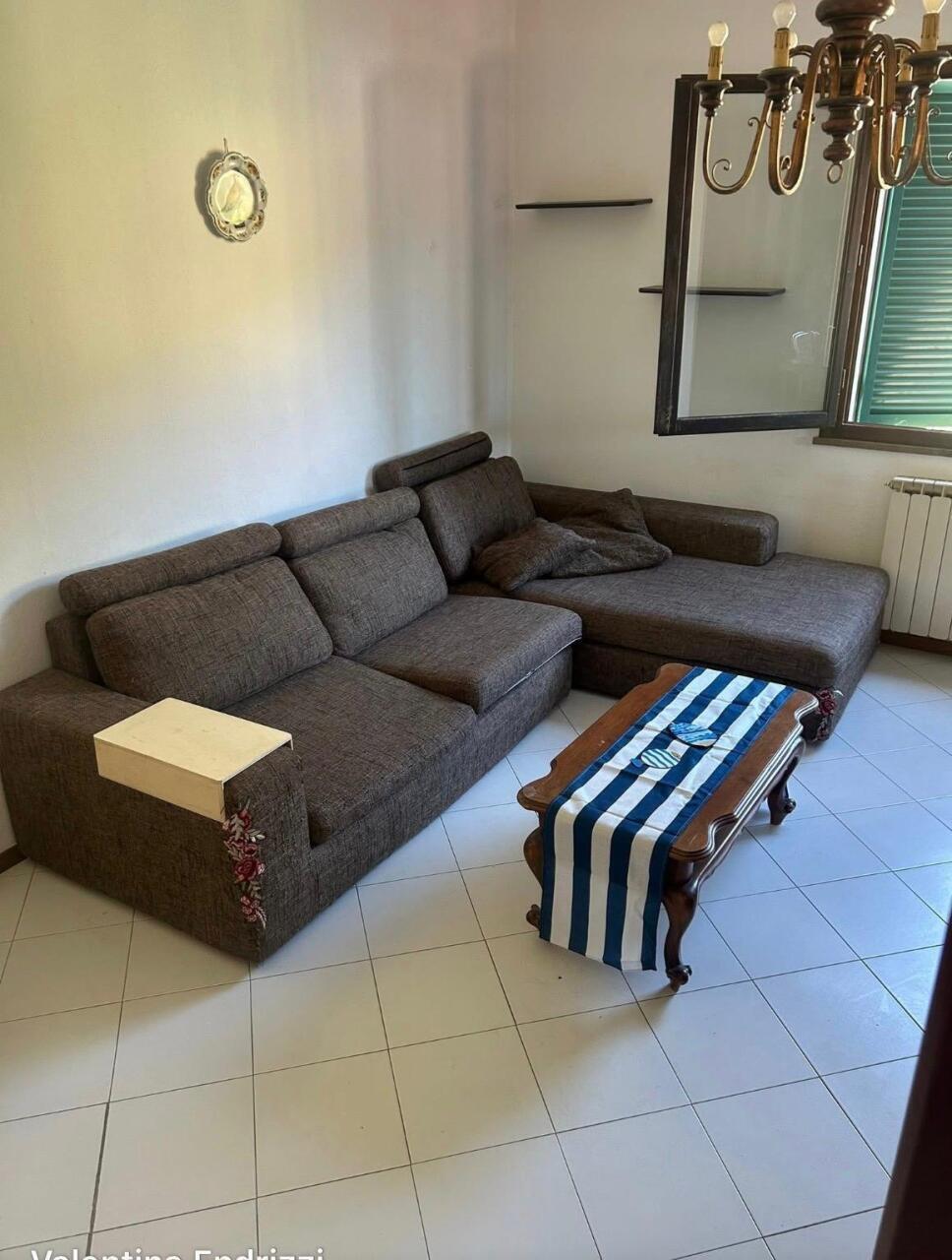 Casa indipendente con terrazzo a Ameglia