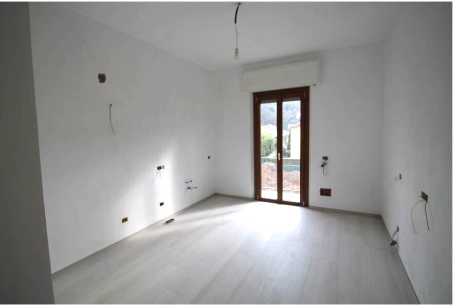 Appartamento con box, Arcola ressora