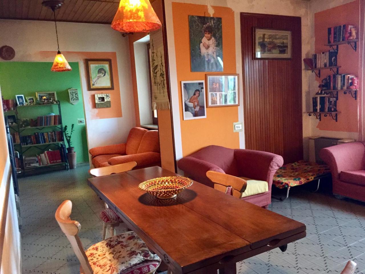 Villa con giardino a Fosdinovo