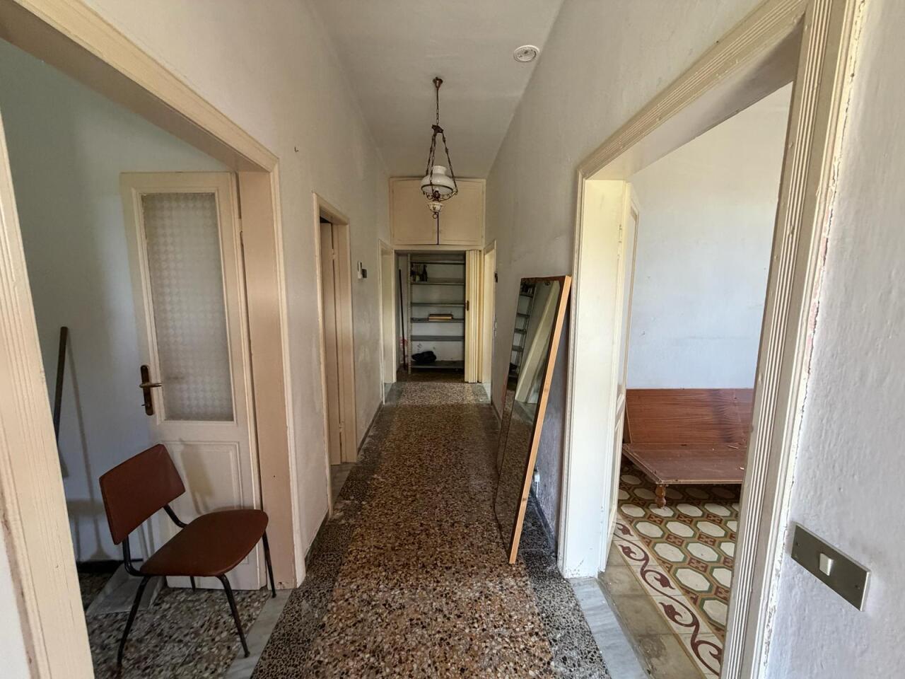 Casa indipendente con giardino a Ortonovo