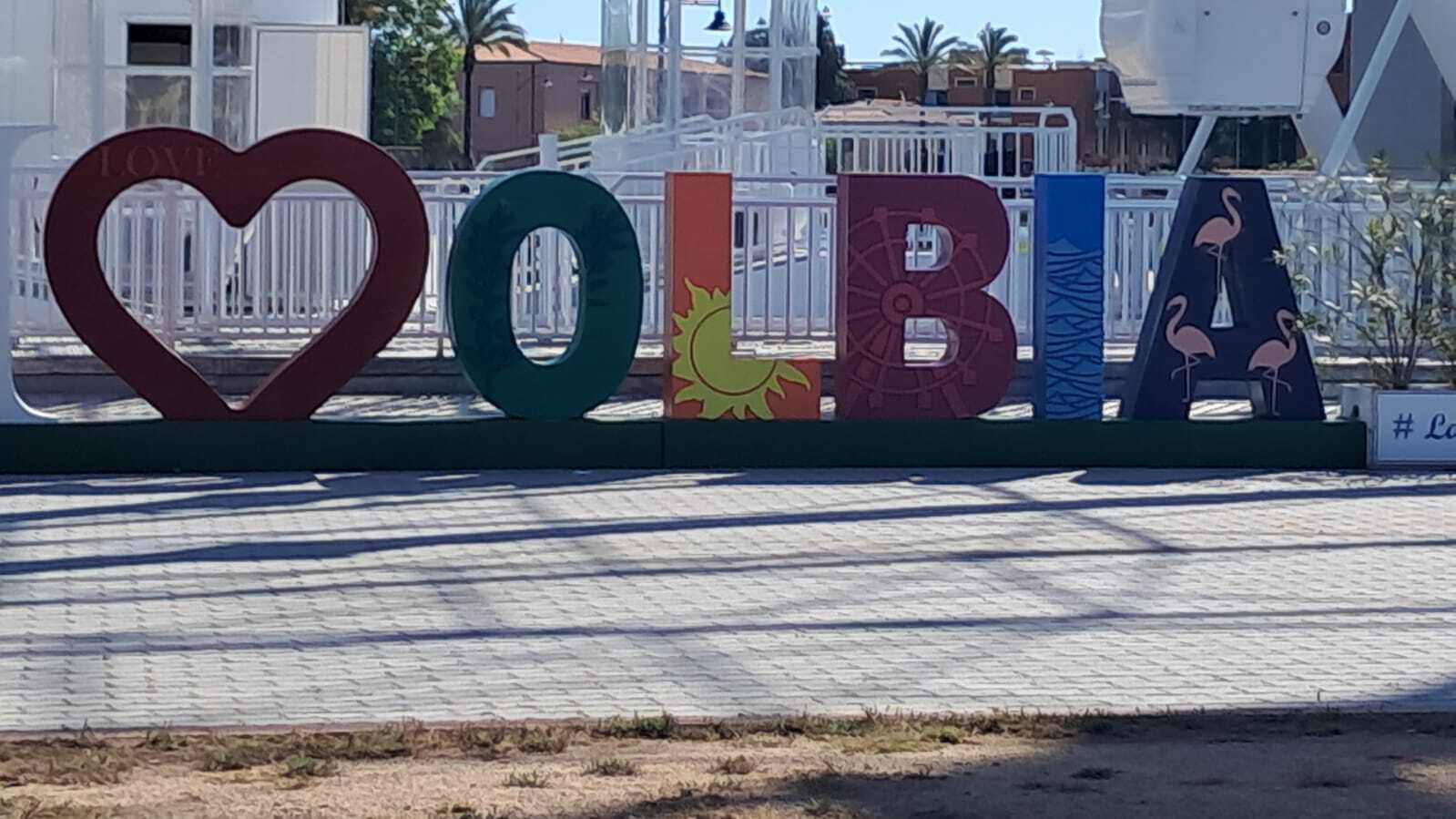 Locale commerciale in vendita a Olbia
