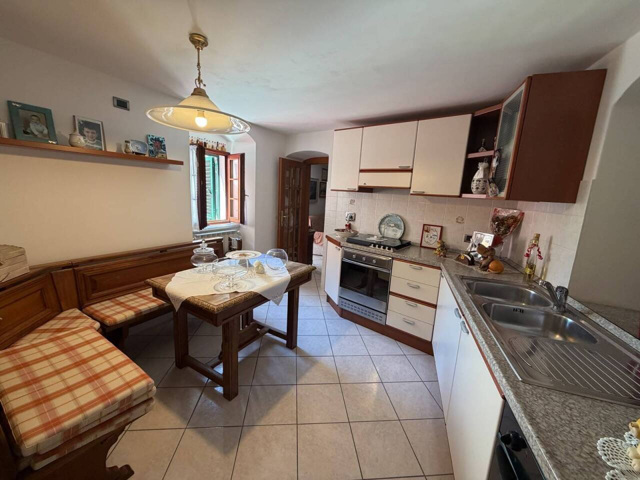 Casa indipendente con giardino a Ortonovo