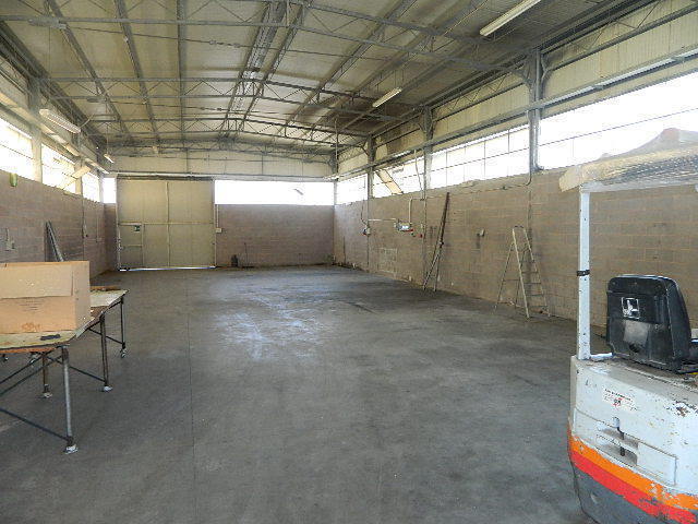 Capannone in affitto, Carrara avenza