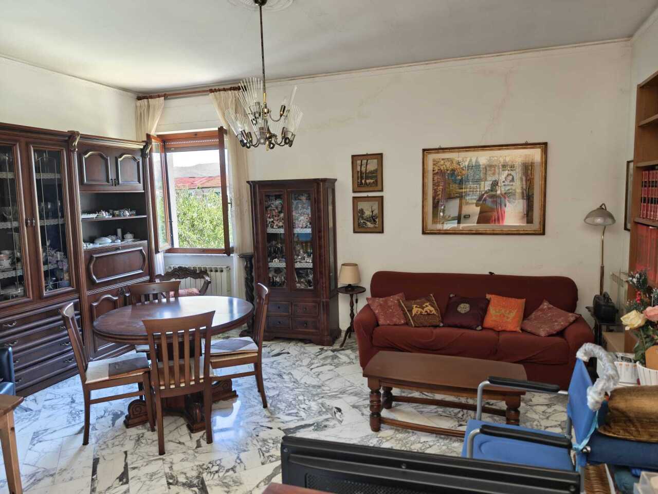 Casa indipendente con giardino, Sarzana san lazzaro